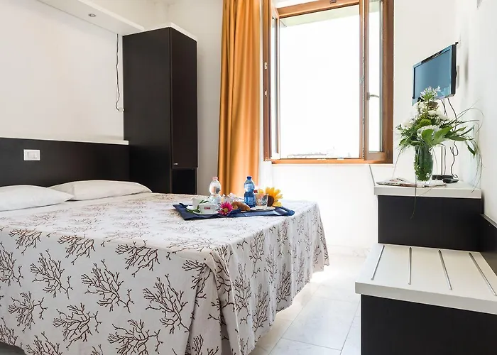 Hotel Rondine 3*