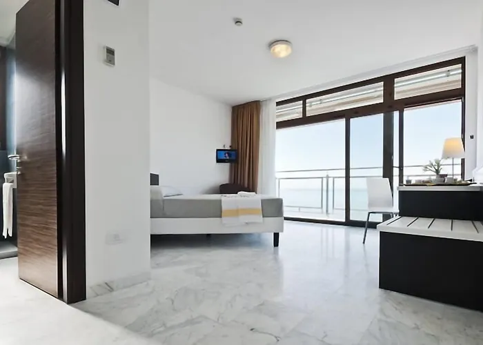 Hotel Rondine 3*