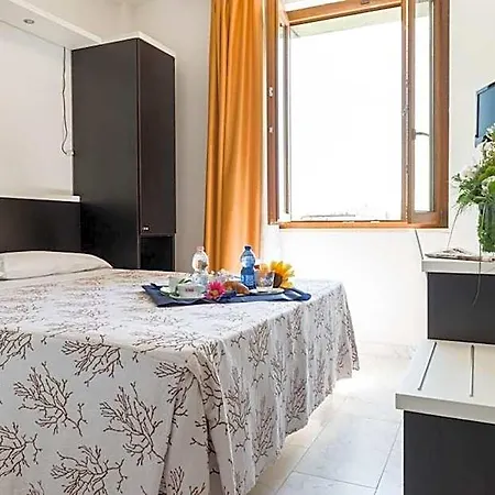 Rondine Hotel
