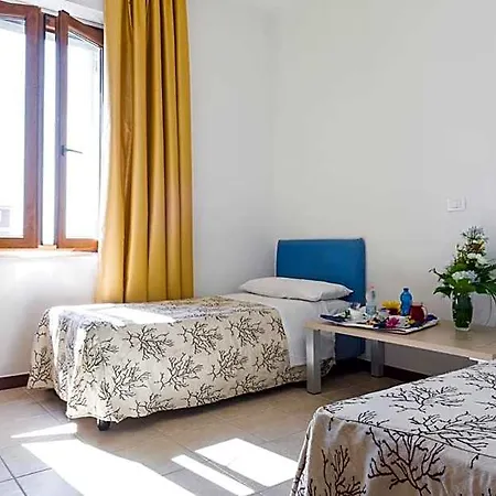 Rondine 3* Marinella di Sarzana