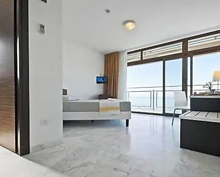 Rondine Hotel Marinella di Sarzana