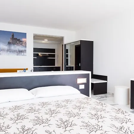 Rondine Hotel Marinella di Sarzana